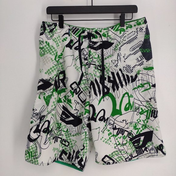 Quiksilver Cargo Side Pocket Logo Print Green Black & White Surf Board Shorts - Picture 1 of 10